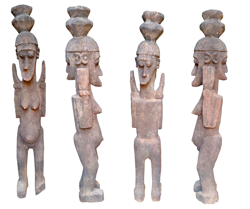 Statue Lobi de femme Janus bras levés portant un Bulabil sur la tête