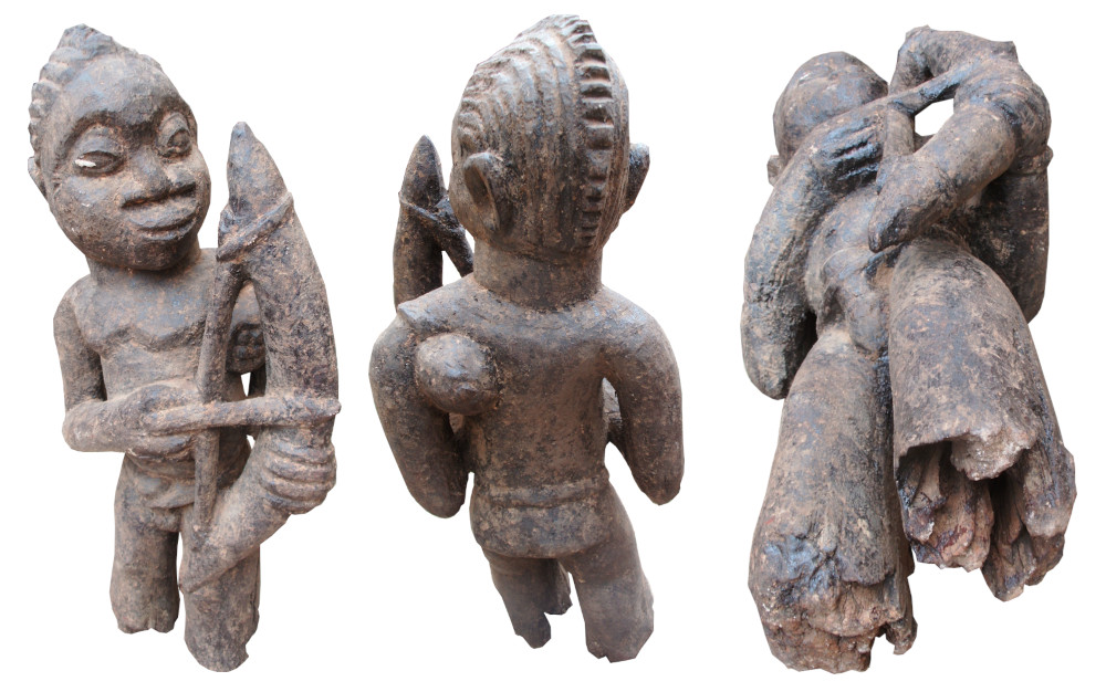 Statue de guerrier Lobi flèchage à droite